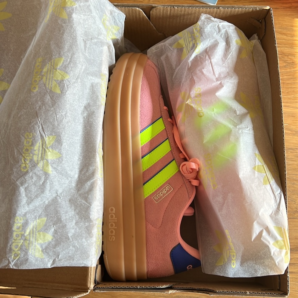Adidas Women's VL Court Bold Platform Sneaker